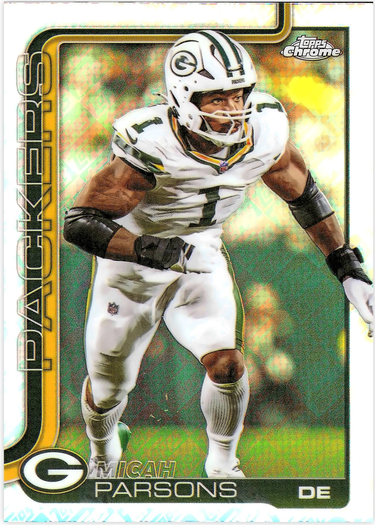 Micah Parsons #77 Topps Foil Parallel 2025 Topps Chrome Football football card - Front