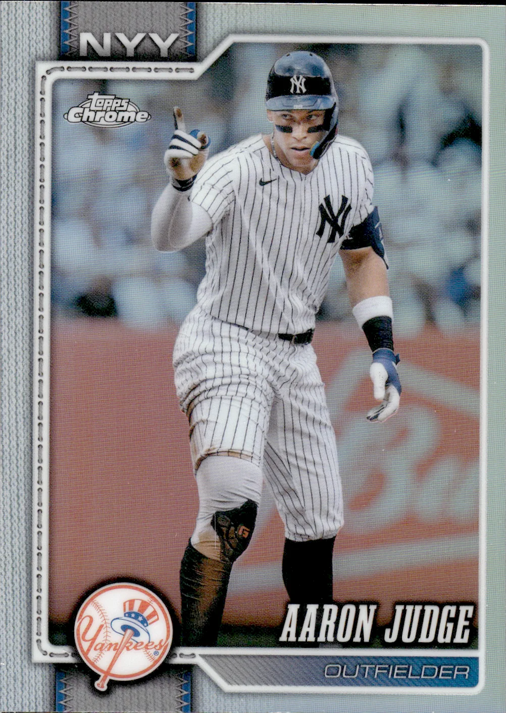 Aaron Judge #100 Refractor 2026 Topps Chrome Baseball baseball card - Front
