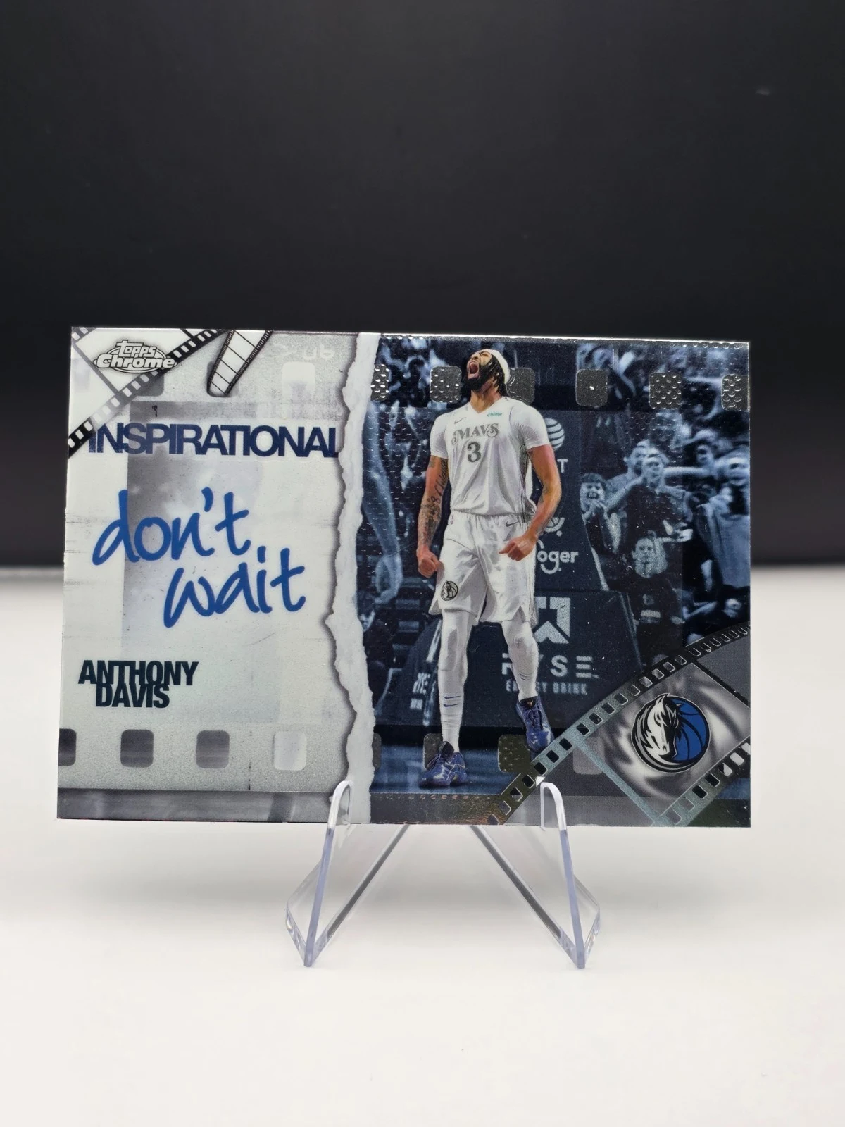 Anthony Davis 2025-26 Topps Chrome card