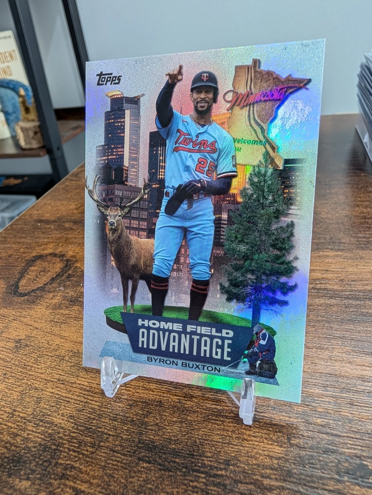 Byron Buxton #HA-19 2022 Topps Baseball Home Field Advantage front