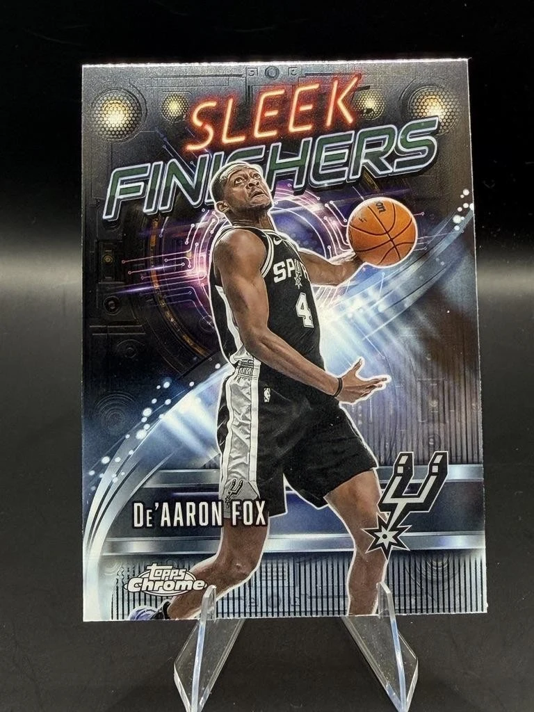 De'Aaron Fox 2025 Topps Chrome Basketball card