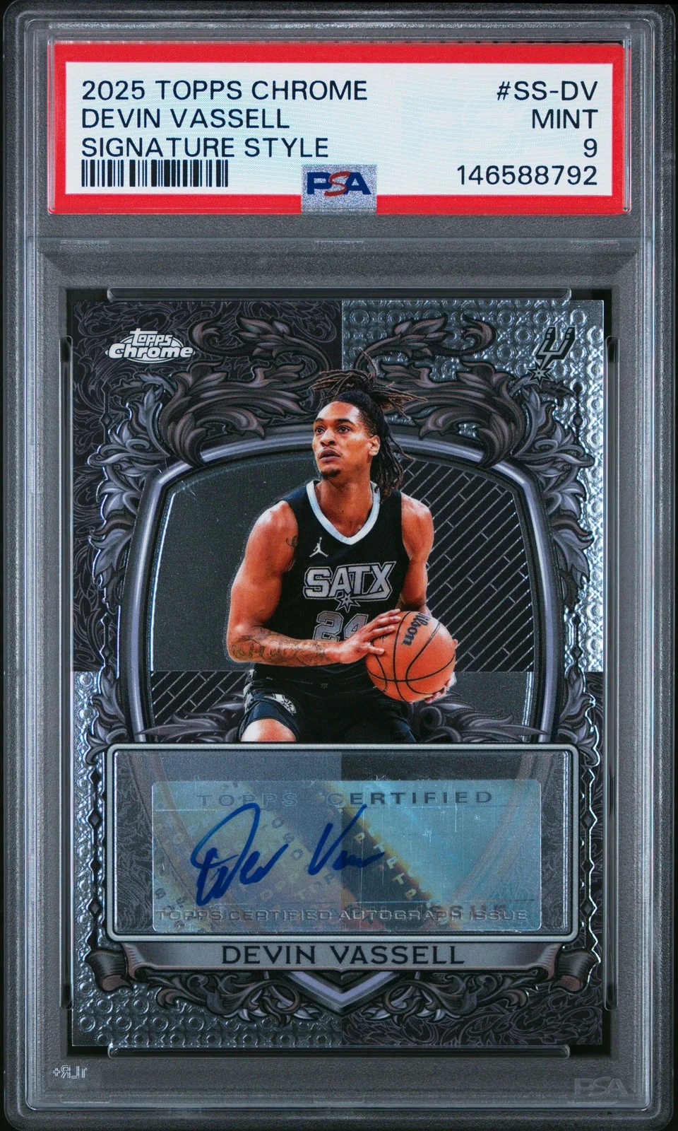 Devin Vassell 2025 Topps Chrome Basketball card