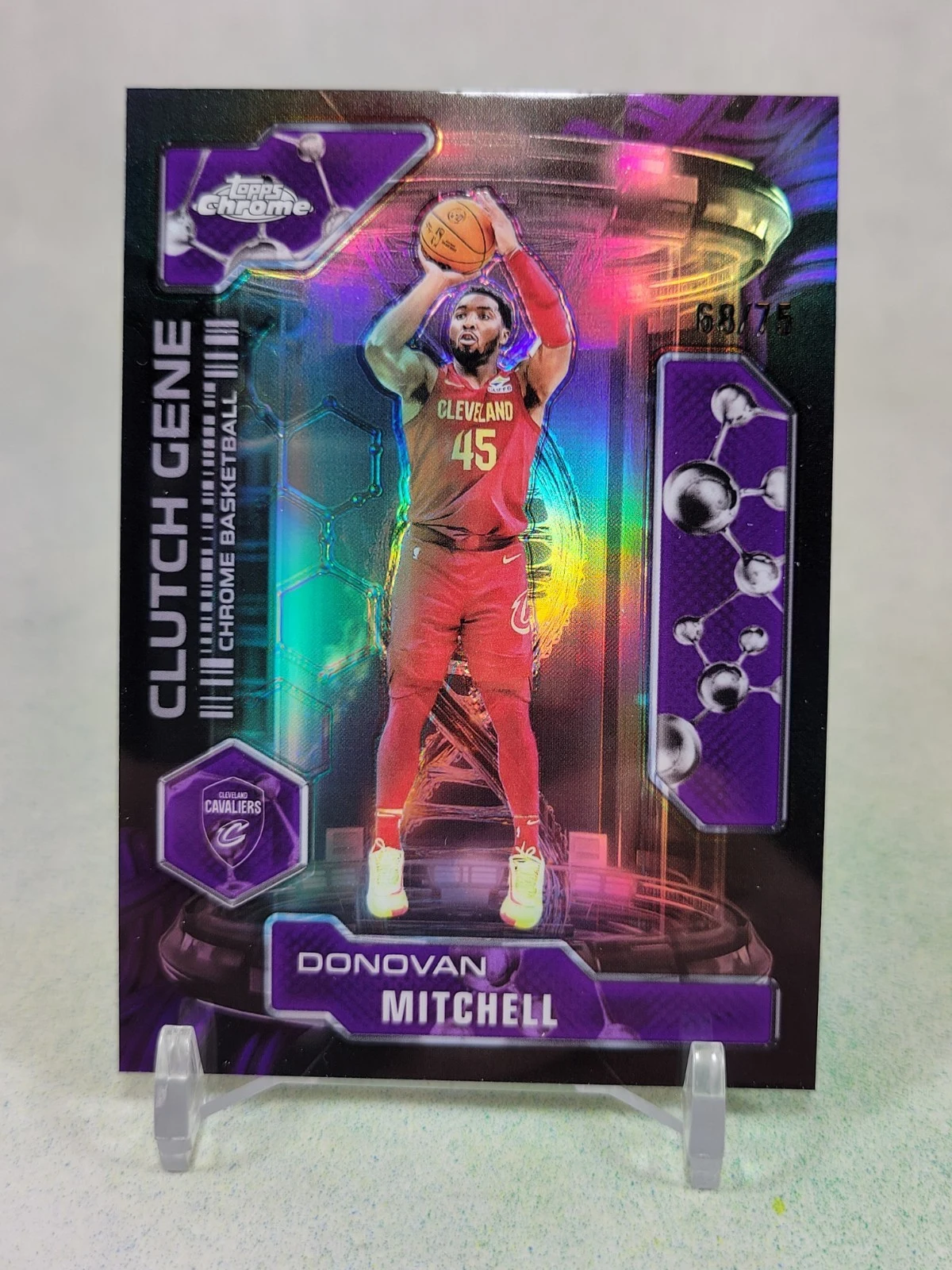 Donovan Mitchell 2025-26 Topps Chrome card