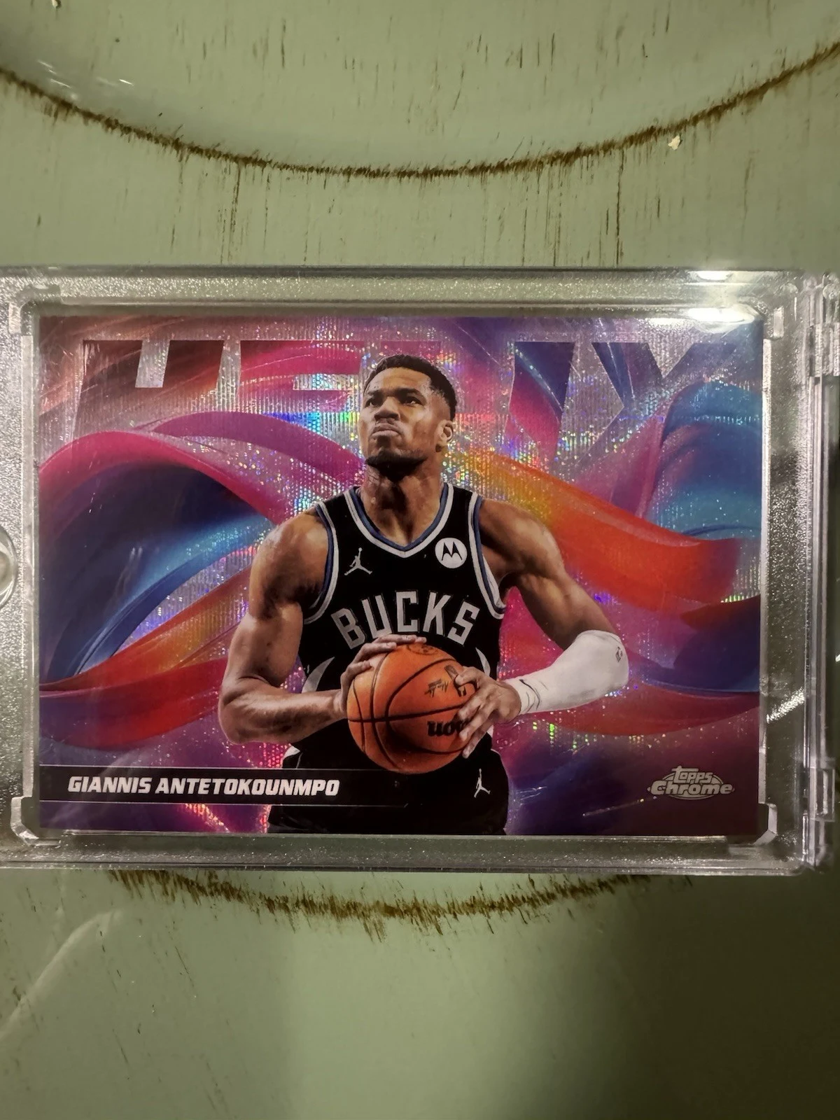 Giannis Antetokounmpo 2025 Topps Chrome Basketball card
