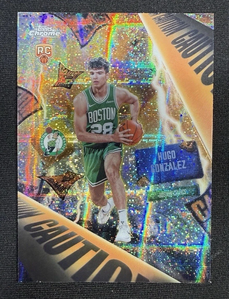 Hugo González 2025 Topps Chrome Basketball card