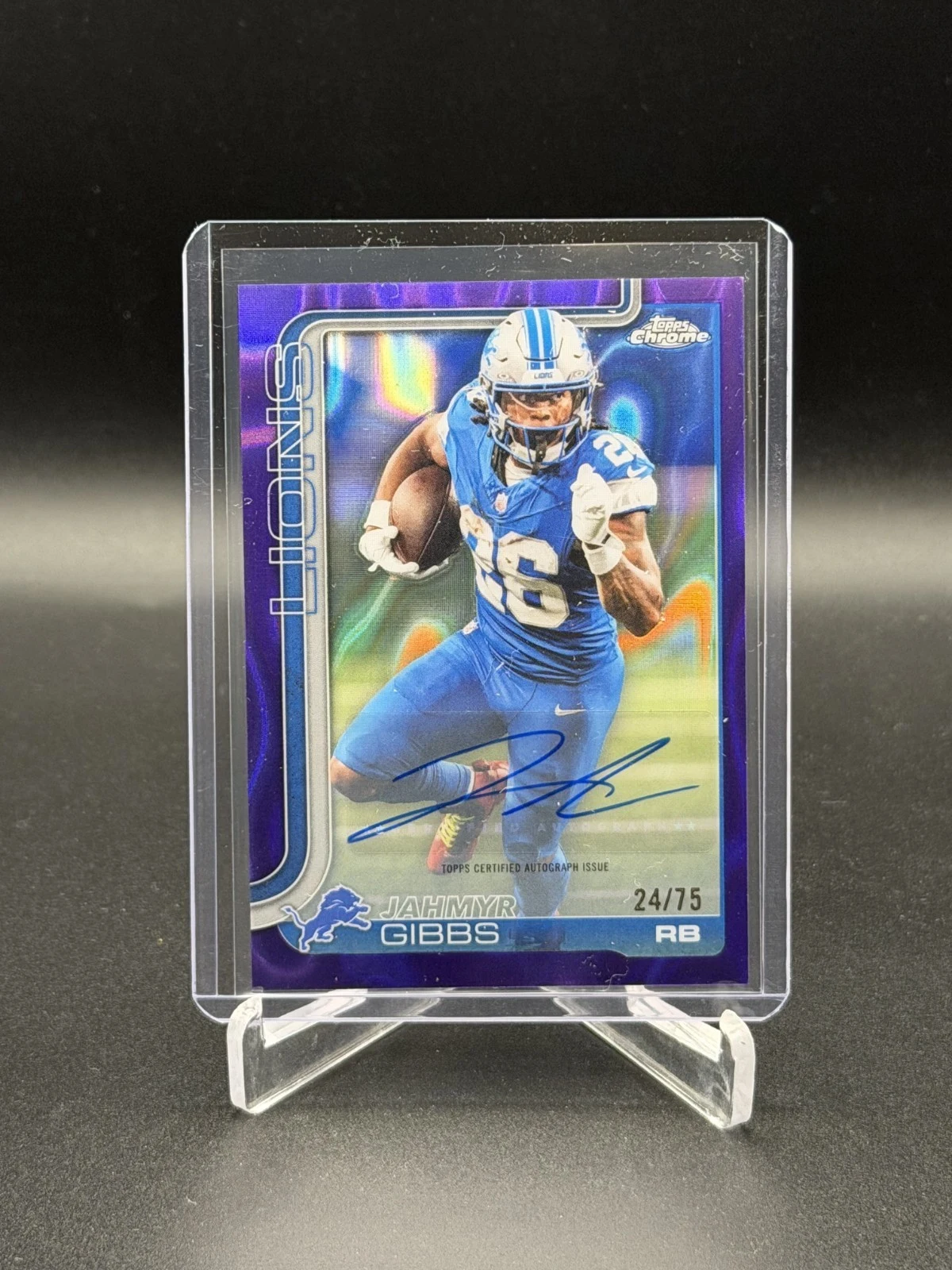 Jahmyr Gibbs 2025 Topps Chrome Football card