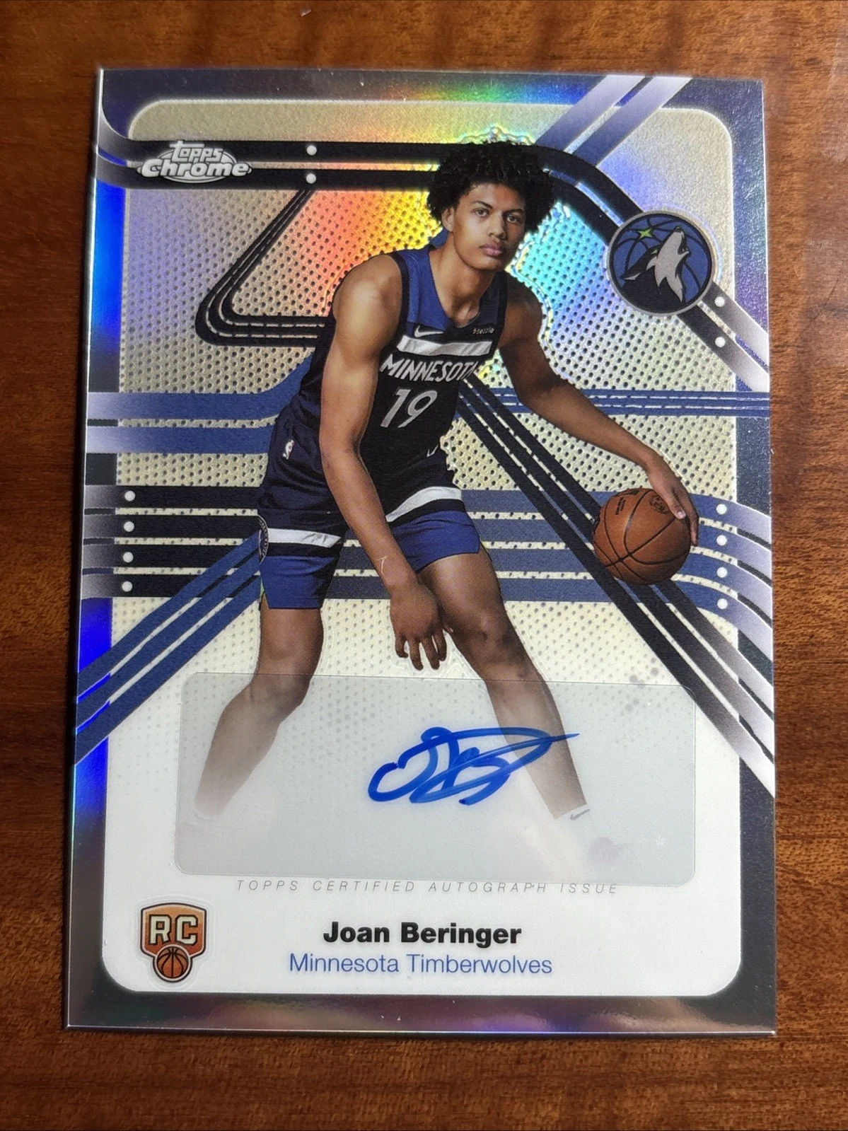 Joan Beringer 2025-26 Topps Chrome card