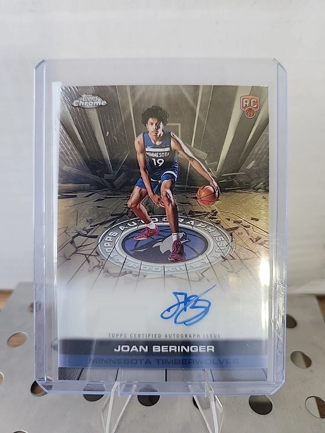 Joan Beringer 2025 Topps Chrome Basketball card