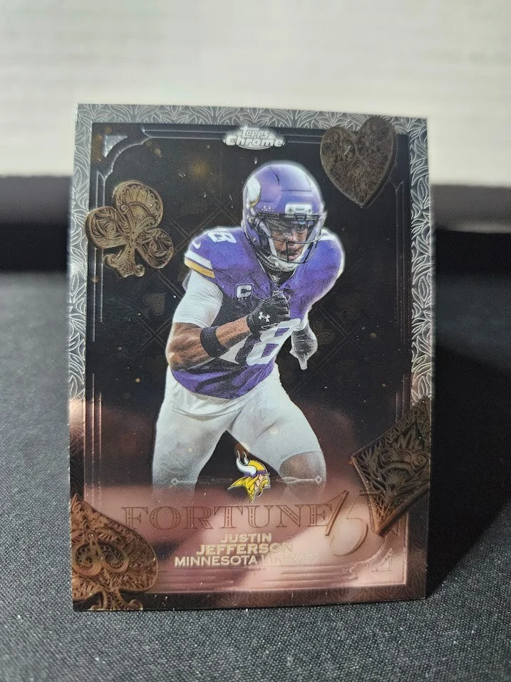 Justin Jefferson 2025 Topps Chrome Football card