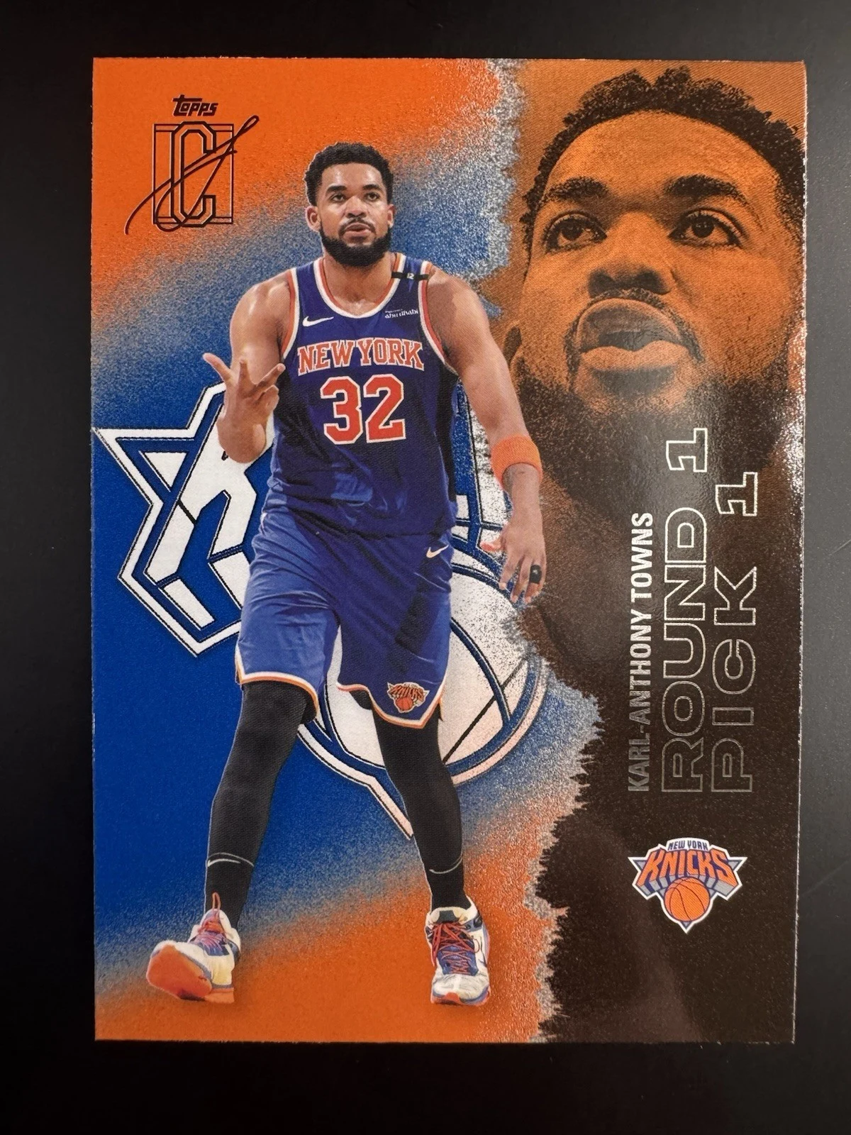 Karl-Anthony Towns 2025 Topps Chrome Basketball card