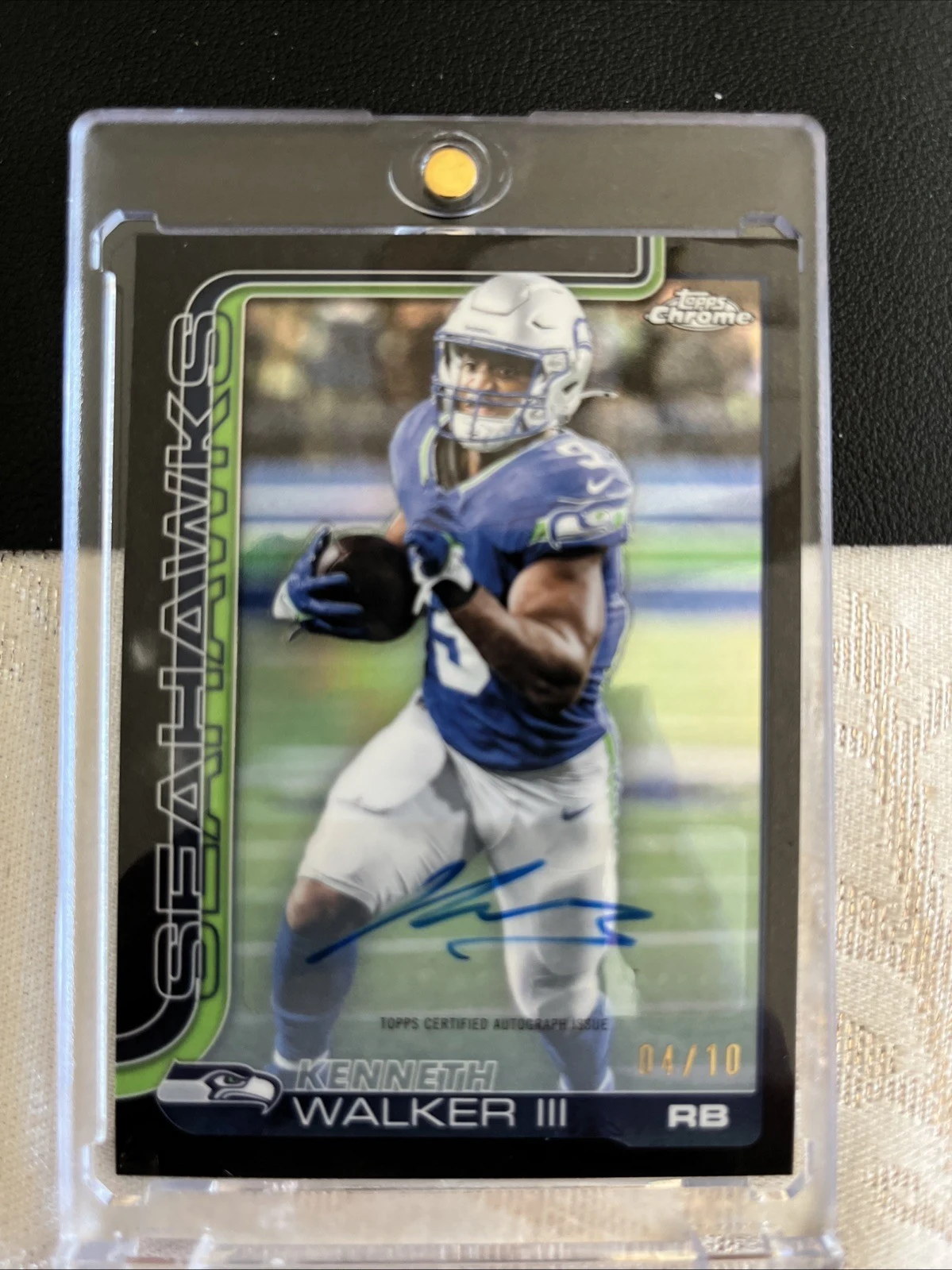 Kenneth Walker III 2025 Topps Chrome Football card