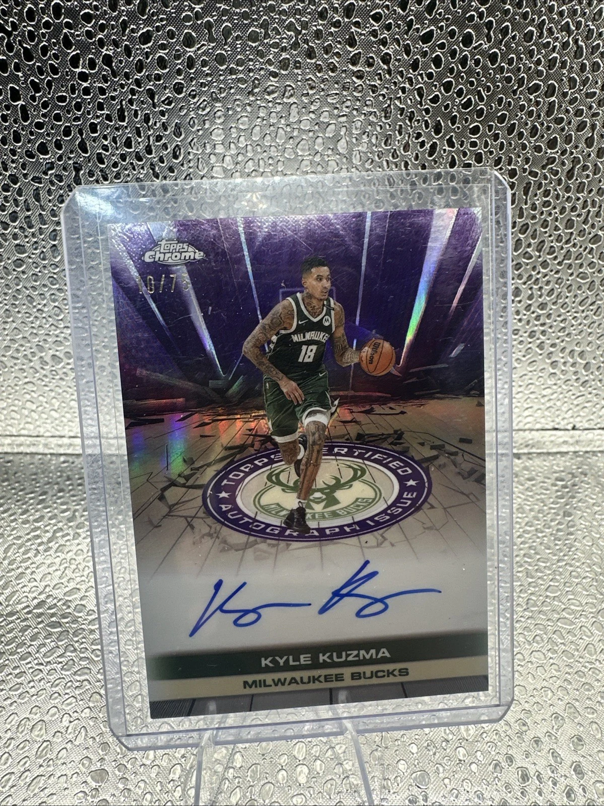 Kyle Kuzma 2025-26 Topps Chrome card