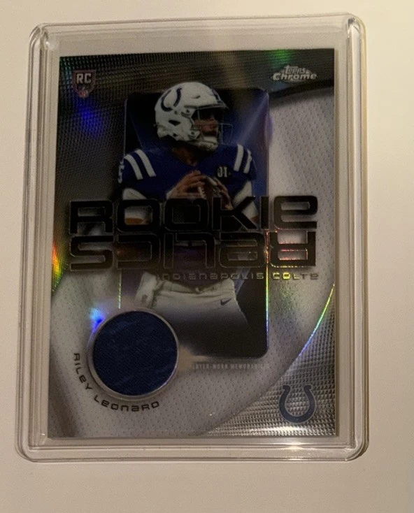 Riley Leonard 2025 Topps Chrome Football card