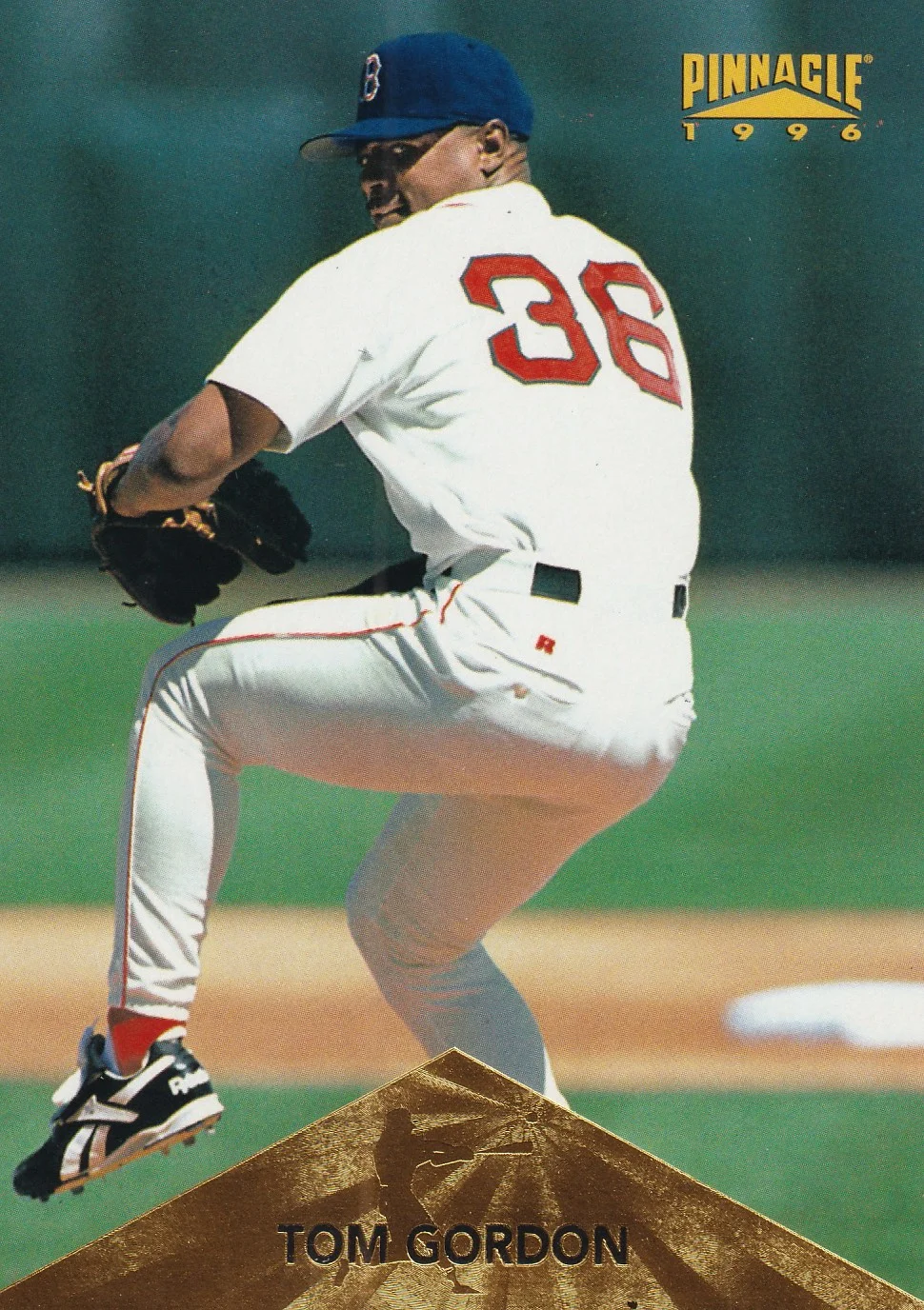 Tom Gordon 1996 Pinnacle #330 baseball card - Front
