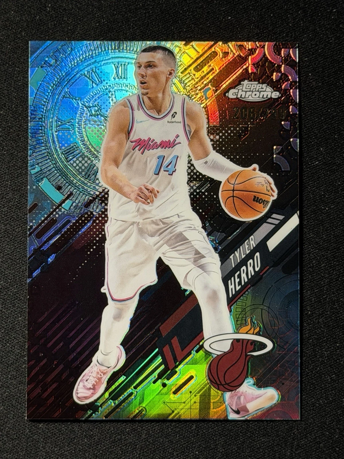 Tyler Herro 2025 Topps Chrome Basketball card