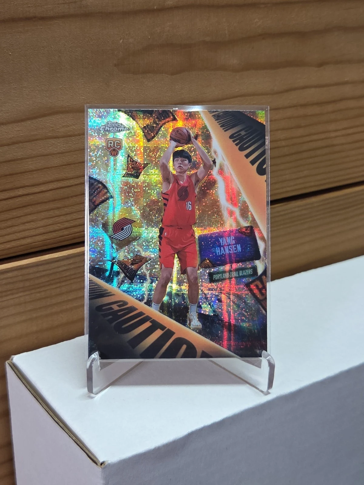 Yang Hansen 2025-26 Topps Chrome card