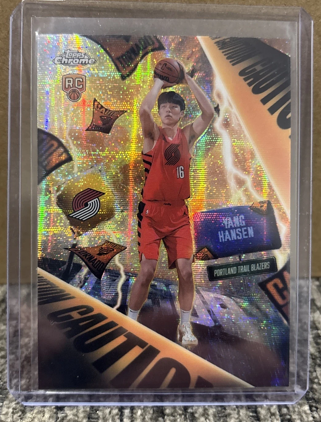 Yang Hansen 2025 Topps Chrome Basketball card