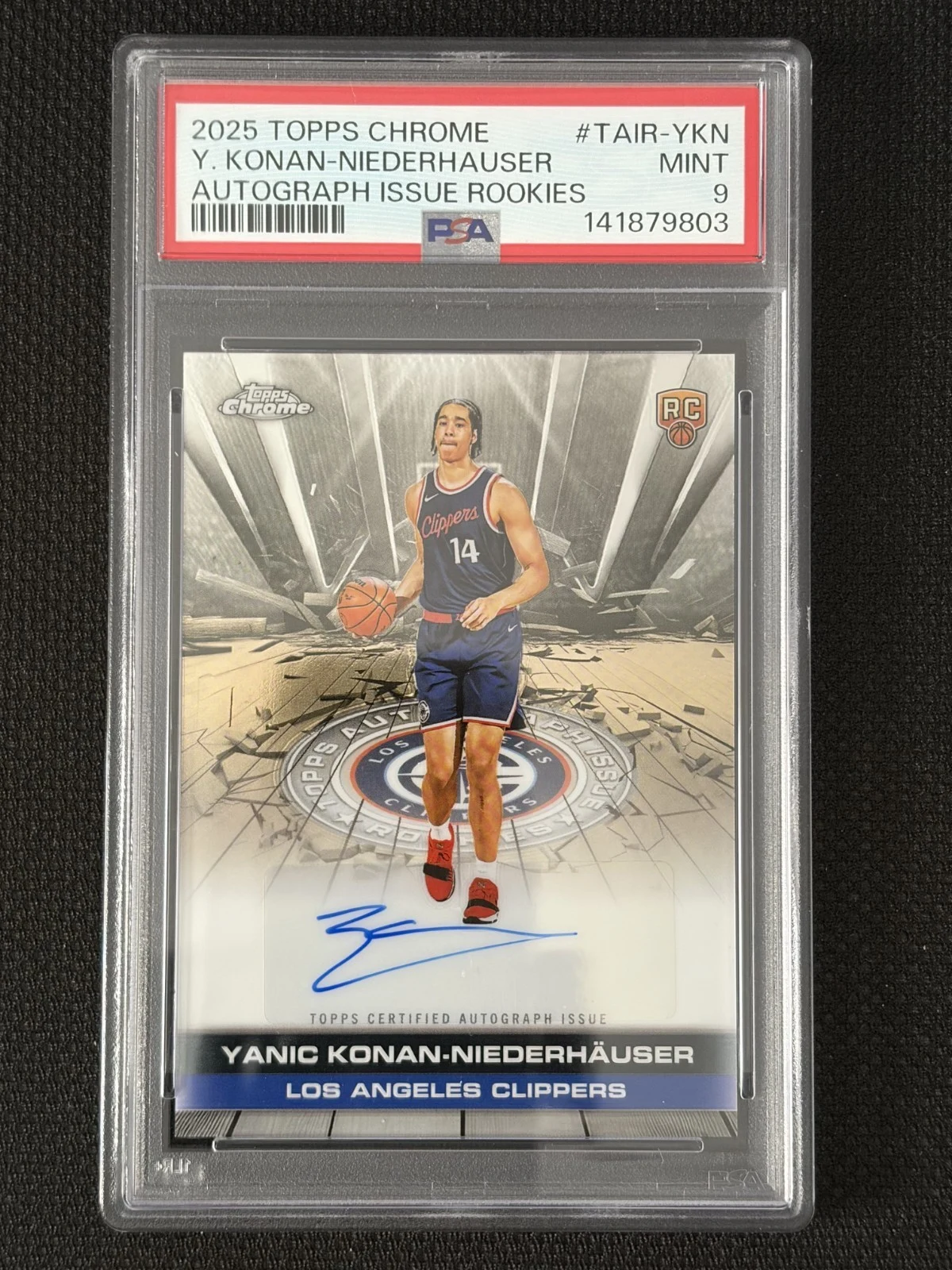 Yanic Konan-Niederhäuser 2025-26 Topps Chrome card